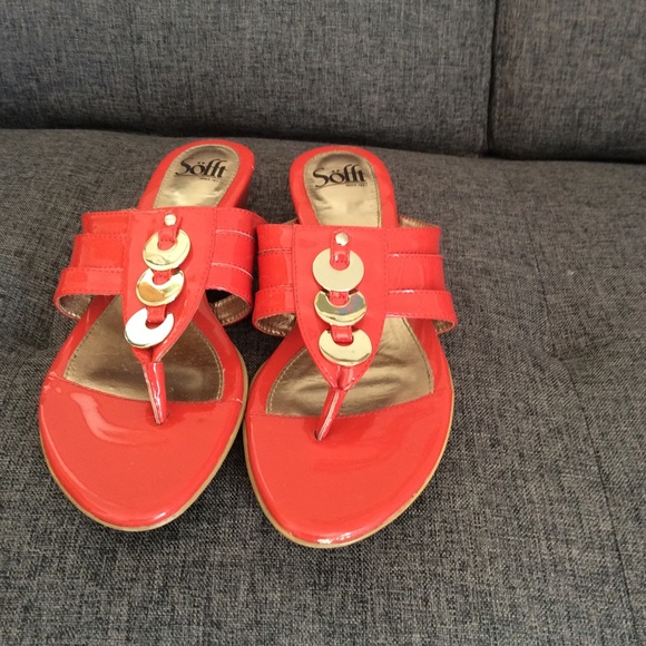 sofft womens sandals